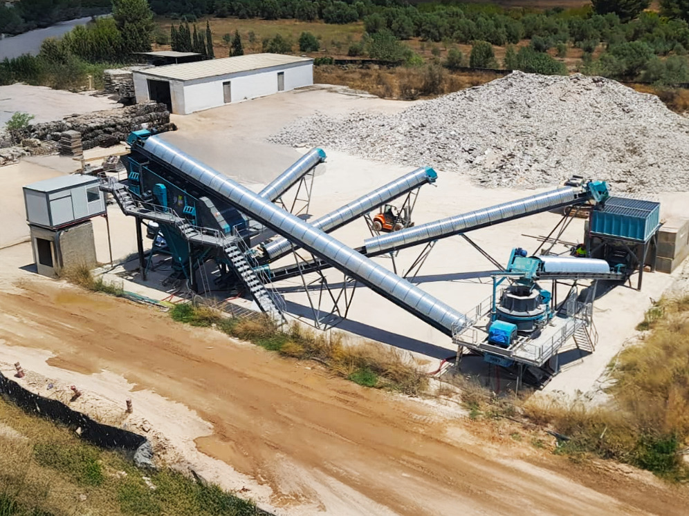 Leasing para Constmach Installation Stationnaire De Concassage De Pierres De Basalte 250-300 Tph Constmach Installation Stationnaire De Concassage De Pierres De Basalte 250-300 Tph: foto 6