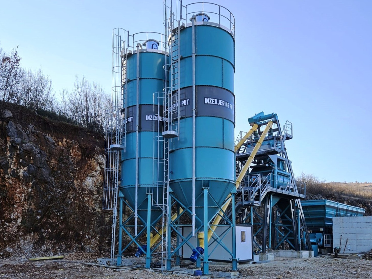 Constmach Silo à Ciment d'une Capacité de 75 Tonnes - Silo de cemento: foto 1 Constmach Silo à Ciment d'une Capacité de 75 Tonnes - Silo de cemento: foto 1