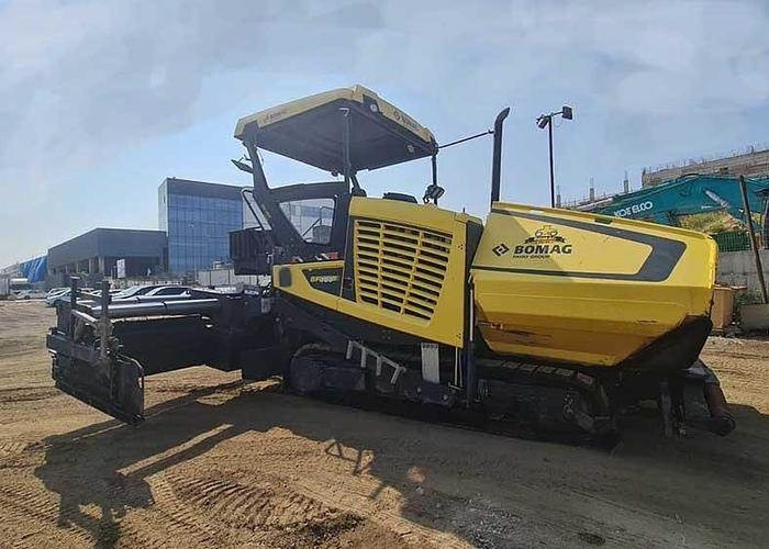 Bomag BF700C-2 - Pavimentadora de asfalto: foto 5 Bomag BF700C-2 - Pavimentadora de asfalto: foto 5