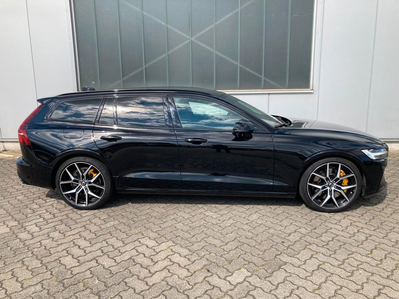 Volvo V60 T8 Polestar Engineered Plug-In Hybrid AWD - Coche: foto 2 Volvo V60 T8 Polestar Engineered Plug-In Hybrid AWD - Coche: foto 2
