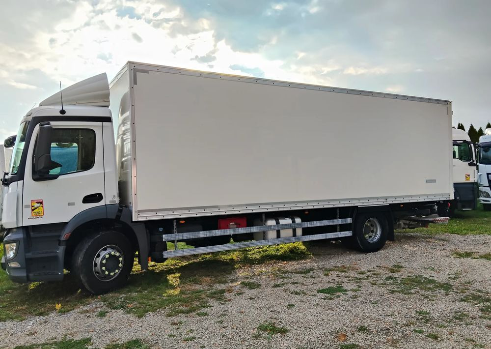Mercedes-Benz Antos - Camión frigorífico: foto 4 Mercedes-Benz Antos - Camión frigorífico: foto 4