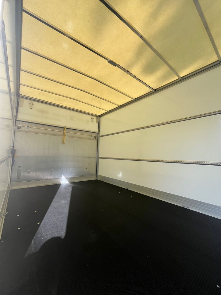 Leasing para  Renault MASTER MIT HUMBAUR KOFFERAUFBAU Renault MASTER MIT HUMBAUR KOFFERAUFBAU: foto 9