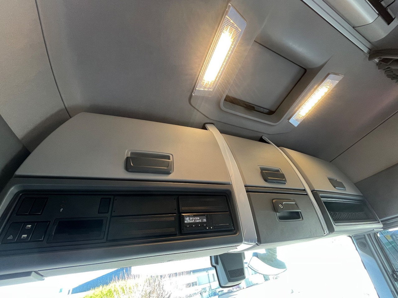 Leasing para  Renault T 480 6x2 WECHSELBRÜCKENFAHRZEUG C745 + C782 Renault T 480 6x2 WECHSELBRÜCKENFAHRZEUG C745 + C782: foto 16