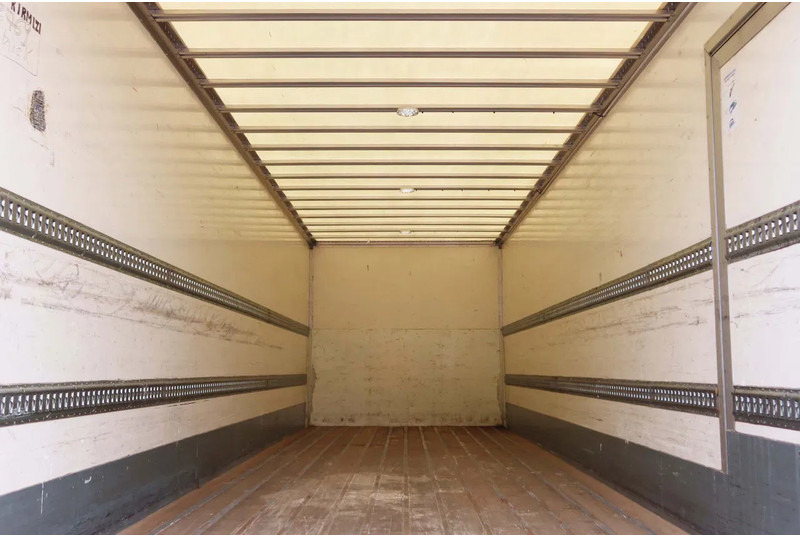 DAF CF 290 FA Bak+ klep Dhollandia 2000 kg - Camión caja cerrada: foto 4 DAF CF 290 FA Bak+ klep Dhollandia 2000 kg - Camión caja cerrada: foto 4