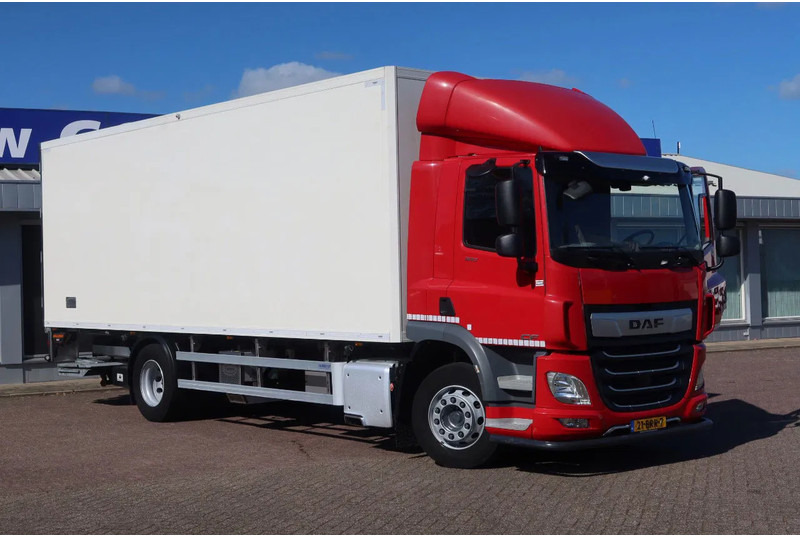 DAF CF 300 Koel/Vries Carrier iceland + Dhollandia 2500KG klep trenn wand - Camión frigorífico: foto 2 DAF CF 300 Koel/Vries Carrier iceland + Dhollandia 2500KG klep trenn wand - Camión frigorífico: foto 2