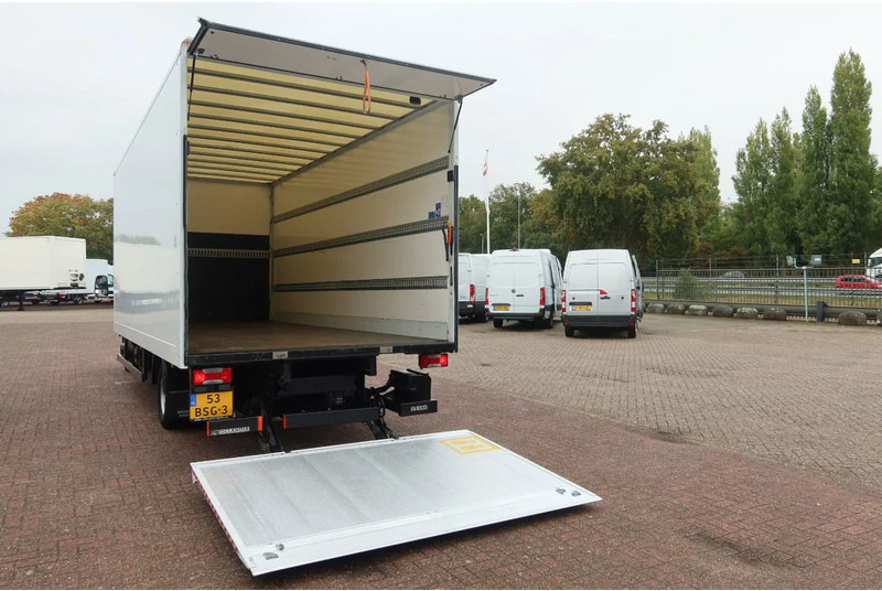 Iveco 72 C 180 bak + Dhollandia klep 1000 KG 3.0 L motor - Camión caja cerrada: foto 3 Iveco 72 C 180 bak + Dhollandia klep 1000 KG 3.0 L motor - Camión caja cerrada: foto 3