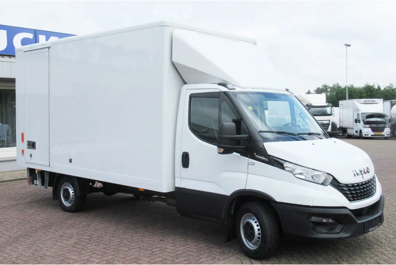 Iveco Daily 35S14 Bakwagen +Laadklep DHollandia 750 kg - Furgoneta caja cerrada: foto 2 Iveco Daily 35S14 Bakwagen +Laadklep DHollandia 750 kg - Furgoneta caja cerrada: foto 2