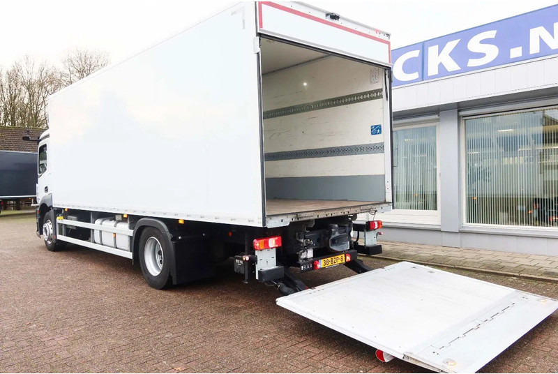 Mercedes-Benz Actros 1840 L Bakwagen + Bar klep 2000 KG + Geïsoleerde bak - Camión caja cerrada: foto 3 Mercedes-Benz Actros 1840 L Bakwagen + Bar klep 2000 KG + Geïsoleerde bak - Camión caja cerrada: foto 3