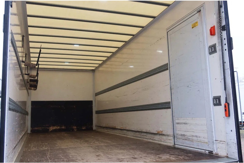Mercedes-Benz Atego 1521 L Bak+Klep Dhollandia - Camión caja cerrada: foto 4 Mercedes-Benz Atego 1521 L Bak+Klep Dhollandia - Camión caja cerrada: foto 4