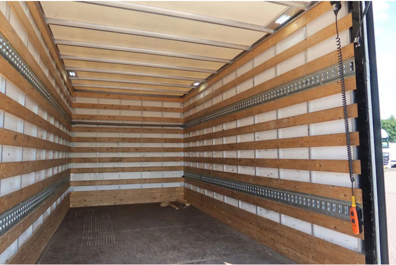 Mercedes-Benz Sprinter 519 CDI Bak+ Dhollandia klep 1000 KG. C1 rijbewijs - Camión caja cerrada: foto 4 Mercedes-Benz Sprinter 519 CDI Bak+ Dhollandia klep 1000 KG. C1 rijbewijs - Camión caja cerrada: foto 4