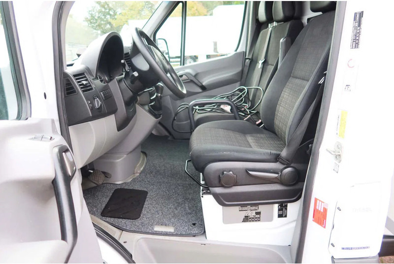 Mercedes-Benz Sprinter Mercedes Benz 316 CDI + Klep 750 kg. Koel/vries Dag en nacht + 220 volt stekker - Furgoneta frigorifica: foto 5 Mercedes-Benz Sprinter Mercedes Benz 316 CDI + Klep 750 kg. Koel/vries Dag en nacht + 220 volt stekker - Furgoneta frigorifica: foto 5