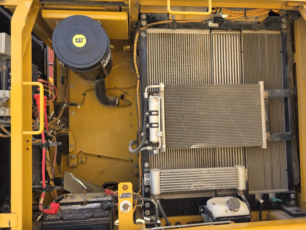 CAT 323FL - Excavadora de cadenas: foto 5 CAT 323FL - Excavadora de cadenas: foto 5