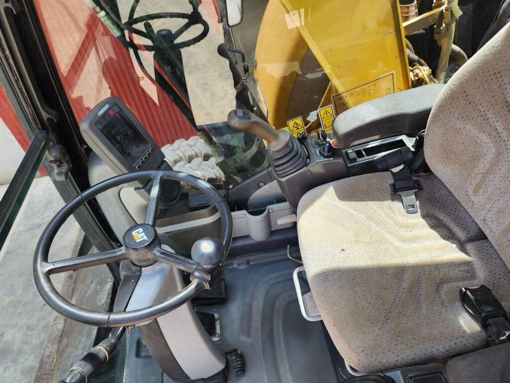 Excavadora de ruedas CAT M313D: foto 7
