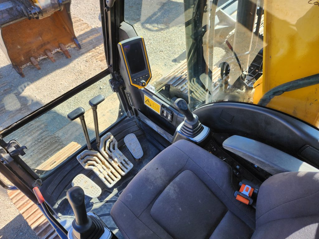 Leasing para  JCB JS131LC JCB JS131LC: foto 9