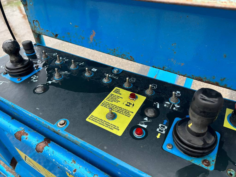 Genie S45 - 15,7m Diesel 4x4 Teleskop-Arbeitsbühne - Plataforma articulada: foto 2 Genie S45 - 15,7m Diesel 4x4 Teleskop-Arbeitsbühne - Plataforma articulada: foto 2