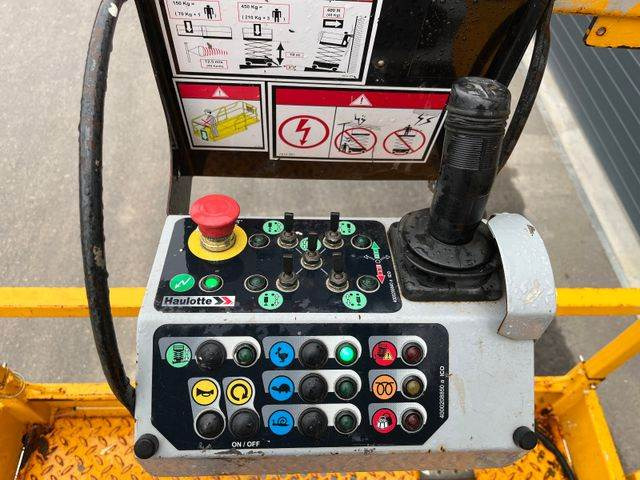 Plataforma de tijeras Haulotte Compact 12DX 12m Diesel Scherenarbeitsbühne 4x4: foto 10