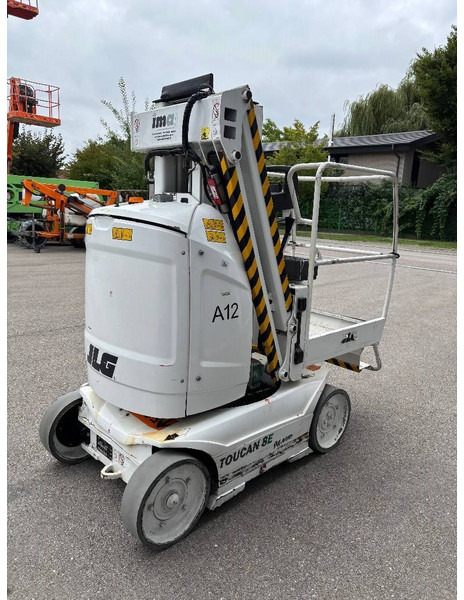 JLG Toucan 8E - 8,20m Elektro Mast-Arbeitsbühne - Plataforma articulada: foto 4 JLG Toucan 8E - 8,20m Elektro Mast-Arbeitsbühne - Plataforma articulada: foto 4