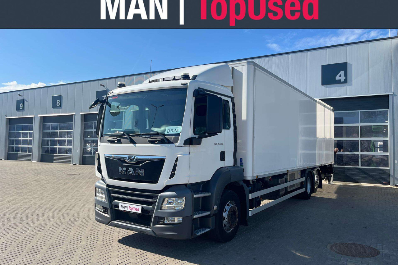 MAN TGS 26.320 6X2-4 Carrier Frigo (8542) - Camión frigorífico: foto 1 MAN TGS 26.320 6X2-4 Carrier Frigo (8542) - Camión frigorífico: foto 1