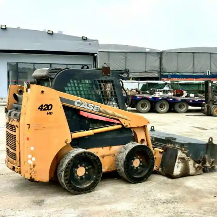 Factory Price case 420 Mini Skid Steer Loader Free After Sale 420 430 440 Mini Skid Steer Loader with Brand Engine - Minicargadora: foto 5 Factory Price case 420 Mini Skid Steer Loader Free After Sale 420 430 440 Mini Skid Steer Loader with Brand Engine - Minicargadora: foto 5