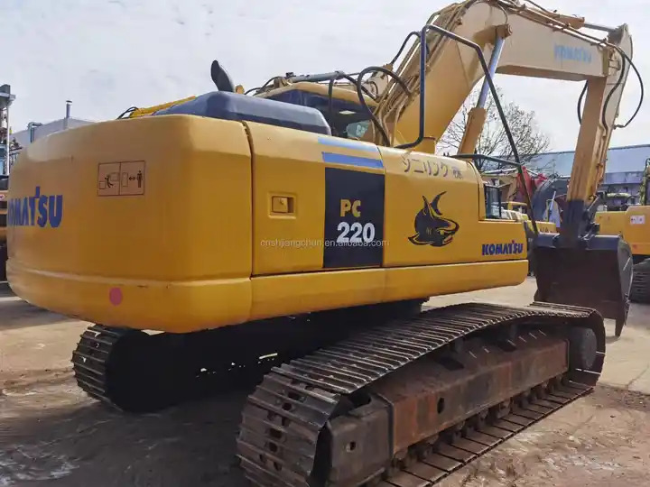 Good Condition Komatsu Used PC220-7 Hydraulic Crawler Excavator Suitable For Construction/ Agriculture Digging - Excavadora de cadenas: foto 3 Good Condition Komatsu Used PC220-7 Hydraulic Crawler Excavator Suitable For Construction/ Agriculture Digging - Excavadora de cadenas: foto 3