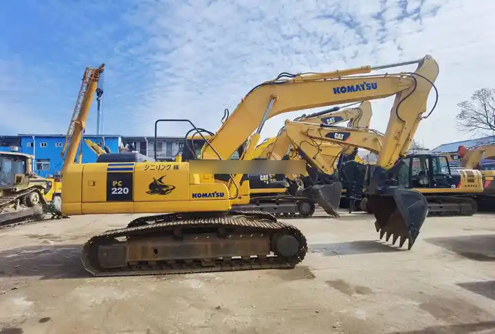 Good Condition Komatsu Used PC220-7 Hydraulic Crawler Excavator Suitable For Construction/ Agriculture Digging - Excavadora de cadenas: foto 2 Good Condition Komatsu Used PC220-7 Hydraulic Crawler Excavator Suitable For Construction/ Agriculture Digging - Excavadora de cadenas: foto 2