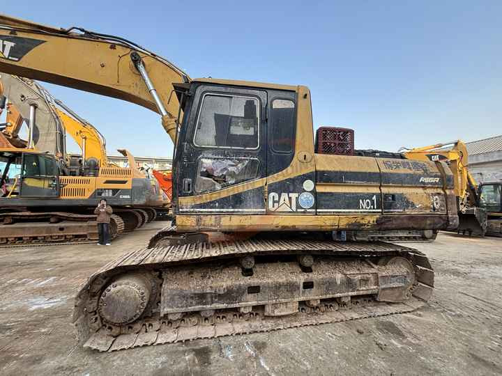 Good Condition Second Hand Caterpillar 325bl Excavator Used Cat 325b 325bl with good condition in stock For Sale - Excavadora de cadenas: foto 2 Good Condition Second Hand Caterpillar 325bl Excavator Used Cat 325b 325bl with good condition in stock For Sale - Excavadora de cadenas: foto 2