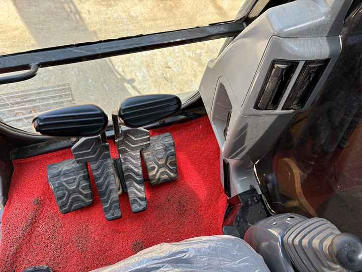 Good Price Used Mini Crawler Excavator CAT 307 308C 308D 308E 312D 315D 320C 320D Second Hand 7 Tons - Miniexcavadora: foto 5 Good Price Used Mini Crawler Excavator CAT 307 308C 308D 308E 312D 315D 320C 320D Second Hand 7 Tons - Miniexcavadora: foto 5