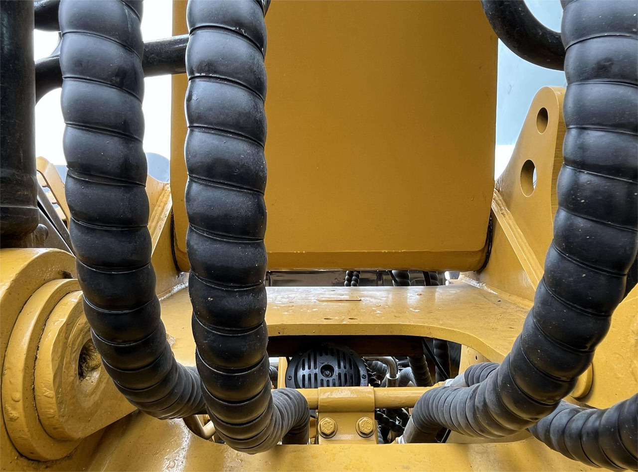Hot sale Used Cat Excavator CAT 320D High Quality Japan Used Construction Machine 20ton Excavator cat320d - Excavadora de cadenas: foto 5 Hot sale Used Cat Excavator CAT 320D High Quality Japan Used Construction Machine 20ton Excavator cat320d - Excavadora de cadenas: foto 5