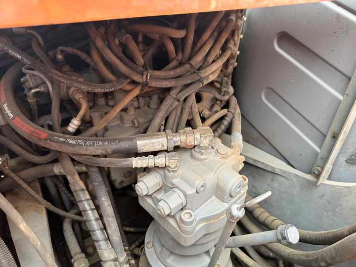 Hot sale Used Hitachi ZX120 digger 20ton Excavator second hand excavator - Excavadora de cadenas: foto 2 Hot sale Used Hitachi ZX120 digger 20ton Excavator second hand excavator - Excavadora de cadenas: foto 2