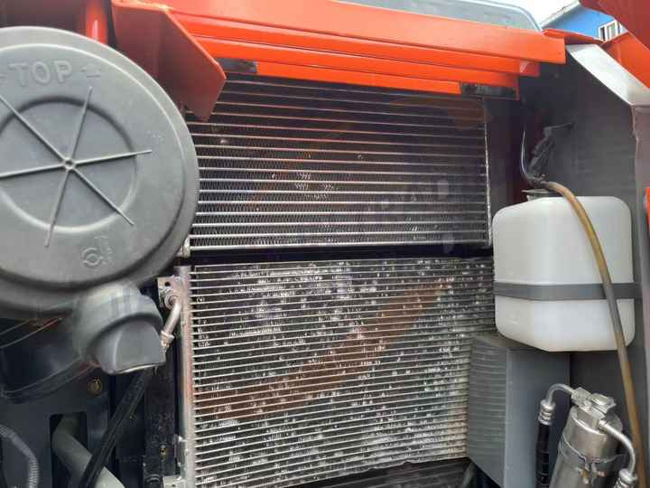 Hot sale Used Hitachi ZX120 digger medium size Excavator second hand excavator - Excavadora de cadenas: foto 4 Hot sale Used Hitachi ZX120 digger medium size Excavator second hand excavator - Excavadora de cadenas: foto 4