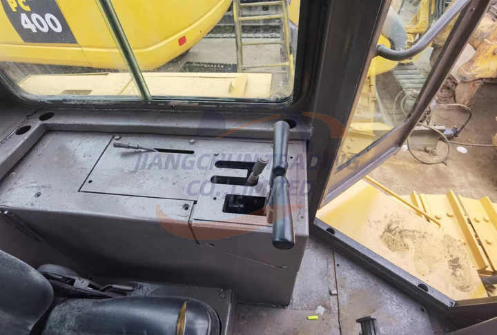 Japan Imported Caterpillar D7R Bulldozer Japan Original Cat D7G D7R D9n D8r Used Bulldozers - Bulldozer: foto 4 Japan Imported Caterpillar D7R Bulldozer Japan Original Cat D7G D7R D9n D8r Used Bulldozers - Bulldozer: foto 4