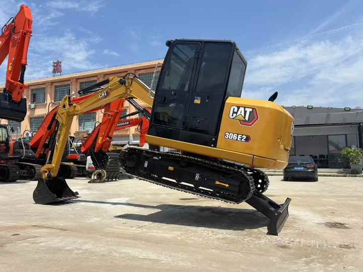 Original Caterpillar Second-hand CAT306E2/305.5E/307E/308E Used Mini Excavadora 6 Ton Used Cat Excavator Cheap Price - Excavadora: foto 5 Original Caterpillar Second-hand CAT306E2/305.5E/307E/308E Used Mini Excavadora 6 Ton Used Cat Excavator Cheap Price - Excavadora: foto 5