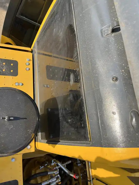 Original Design Pc200-8 Komatsu Used Excavator For Sale In Good Condition Original Paint 20 Ton Low Working Hours Factory Price - Excavadora: foto 4 Original Design Pc200-8 Komatsu Used Excavator For Sale In Good Condition Original Paint 20 Ton Low Working Hours Factory Price - Excavadora: foto 4