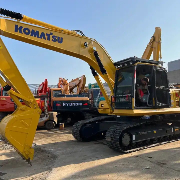 Original Japan Komatsu PC200 used excavator for sale/second hand komatsu excavator PC200-8 PC220-8 - Excavadora de cadenas: foto 1 Original Japan Komatsu PC200 used excavator for sale/second hand komatsu excavator PC200-8 PC220-8 - Excavadora de cadenas: foto 1