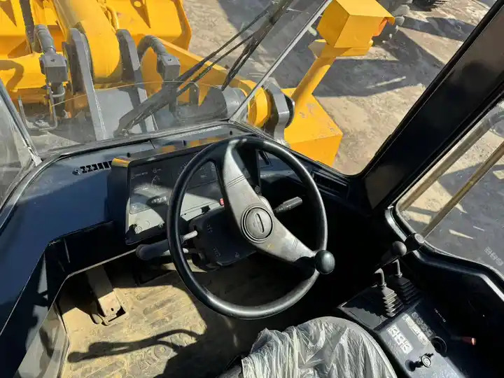Second Hand Pay LoaderNice Performance Original Loader Used Komatsu Wa470 Loader Second Hand Wheel Loader Hot Sale - Cargadora de ruedas: foto 4 Second Hand Pay LoaderNice Performance Original Loader Used Komatsu Wa470 Loader Second Hand Wheel Loader Hot Sale - Cargadora de ruedas: foto 4