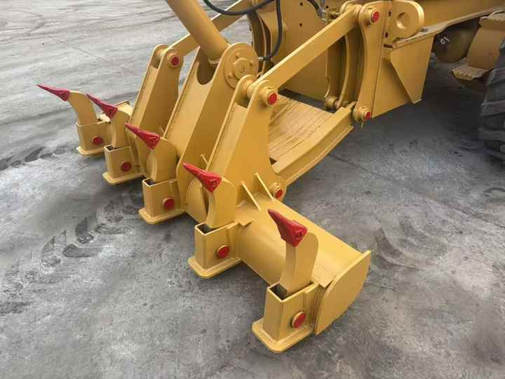 Second Hand SEM921 Motor Grader / Second Hand Motor Grader Sem 921 922 919 SEM Motor Grader for Sale - Grader: foto 3 Second Hand SEM921 Motor Grader / Second Hand Motor Grader Sem 921 922 919 SEM Motor Grader for Sale - Grader: foto 3
