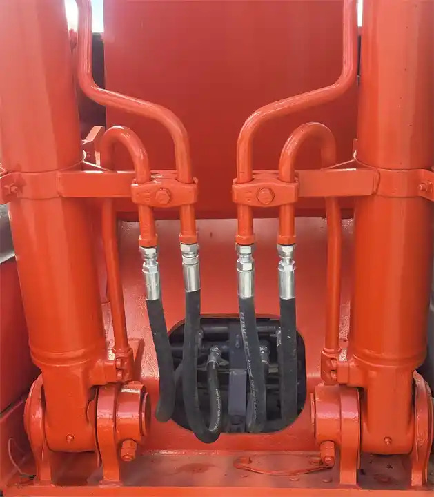 Slightly Used Japan Origin Hitachi Zx120 12t Used Excavator With A/c In Shanghai - Excavadora de cadenas: foto 5 Slightly Used Japan Origin Hitachi Zx120 12t Used Excavator With A/c In Shanghai - Excavadora de cadenas: foto 5