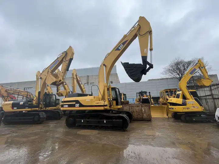 Used Caterpillar CAT 330BL excavator Japan Used CAT330BL 330CL Second Hand hydraulic crawler excavator in stock - Excavadora de cadenas: foto 2 Used Caterpillar CAT 330BL excavator Japan Used CAT330BL 330CL Second Hand hydraulic crawler excavator in stock - Excavadora de cadenas: foto 2
