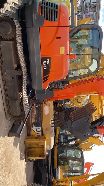 Used Doosan dx60 dh60 dx55 dh55 mini excavator 6 ton - Excavadora de cadenas: foto 5 Used Doosan dx60 dh60 dx55 dh55 mini excavator 6 ton - Excavadora de cadenas: foto 5