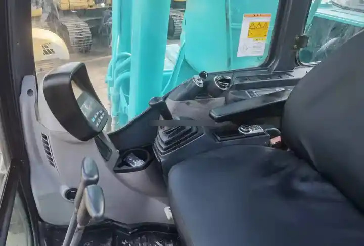 Excavadora de cadenas Used Kobelco sk200-8 excavator for sale original japan Kobelco Hydraulic Excavator sk200-3 sk 75 sk 75sr: foto 6 Excavadora de cadenas Used Kobelco sk200-8 excavator for sale original japan Kobelco Hydraulic Excavator sk200-3 sk 75 sk 75sr: foto 6