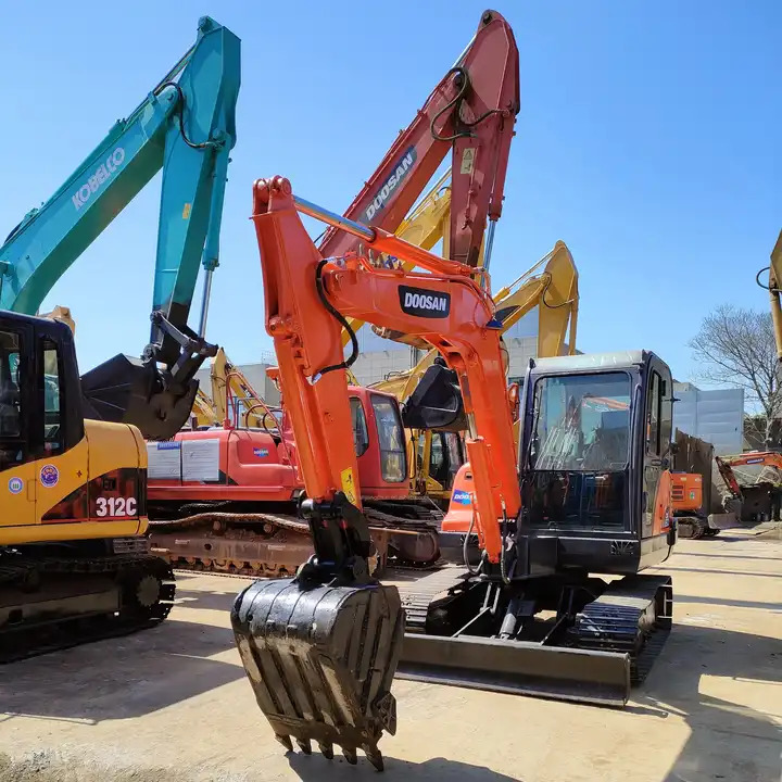 Used excavator doosan dx60 excavators earth-moving machinery doosan dx60 dx80 dx75 dx225 for sale - Excavadora de cadenas: foto 1 Used excavator doosan dx60 excavators earth-moving machinery doosan dx60 dx80 dx75 dx225 for sale - Excavadora de cadenas: foto 1