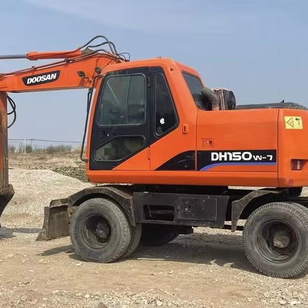 Wheel Digging Crawler Excavator Used Doosan150W Dh150W Dh150W-7 / Second-Hand Korea Engine Doosan Dh 150 150W-7 Doosan150 - Excavadora de ruedas: foto 1 Wheel Digging Crawler Excavator Used Doosan150W Dh150W Dh150W-7 / Second-Hand Korea Engine Doosan Dh 150 150W-7 Doosan150 - Excavadora de ruedas: foto 1