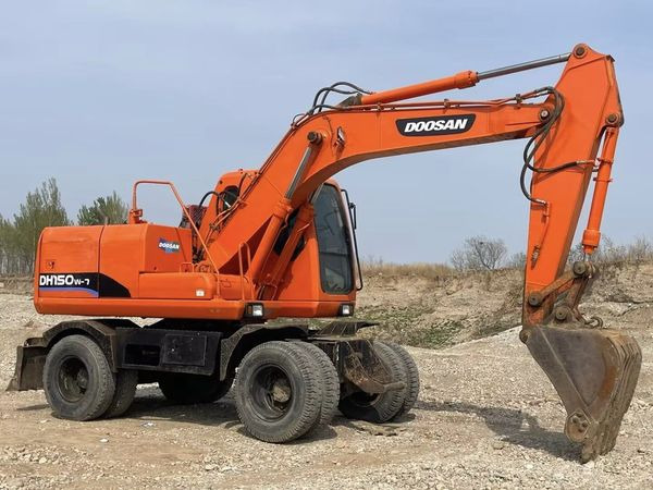 Wheel Digging Crawler Excavator Used Doosan150W Dh150W Dh150W-7 / Second-Hand Korea Engine Doosan Dh 150 150W-7 Doosan150 - Excavadora de ruedas: foto 2 Wheel Digging Crawler Excavator Used Doosan150W Dh150W Dh150W-7 / Second-Hand Korea Engine Doosan Dh 150 150W-7 Doosan150 - Excavadora de ruedas: foto 2