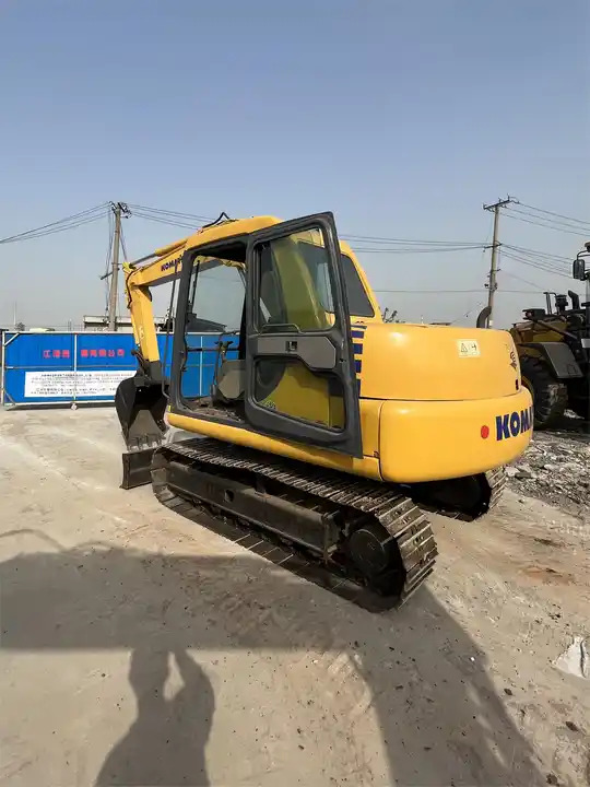 Komatsu used pc60-7 excavator/used 6ton excavator /Komatsu japan pc60-7 mini used excavator for sale Komatsu excavator - Excavadora de cadenas: foto 3 Komatsu used pc60-7 excavator/used 6ton excavator /Komatsu japan pc60-7 mini used excavator for sale Komatsu excavator - Excavadora de cadenas: foto 3