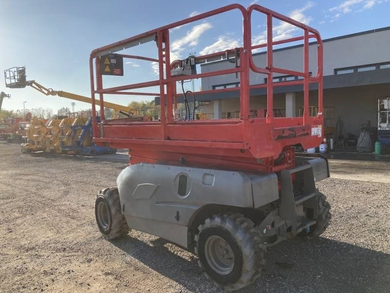 Haulotte Compact 10 RTE - 4x4, 10m, electric - Plataforma de tijeras: foto 1 Haulotte Compact 10 RTE - 4x4, 10m, electric - Plataforma de tijeras: foto 1