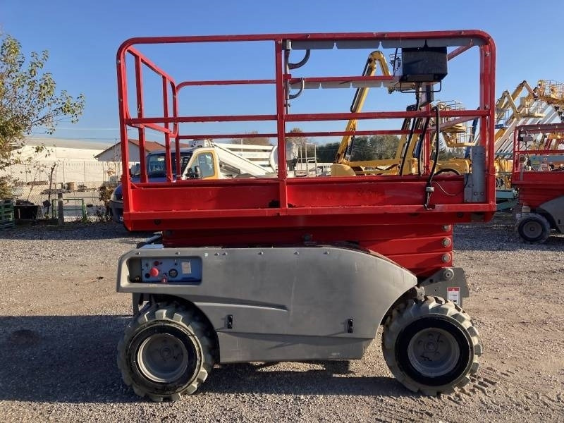Haulotte Compact 10 RTE - 4x4, 10m, electric - Plataforma de tijeras: foto 5 Haulotte Compact 10 RTE - 4x4, 10m, electric - Plataforma de tijeras: foto 5