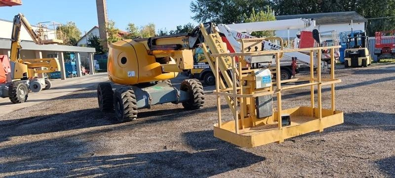 Haulotte HA16SPX - 16m, 4x4, diesel - Plataforma articulada: foto 1 Haulotte HA16SPX - 16m, 4x4, diesel - Plataforma articulada: foto 1