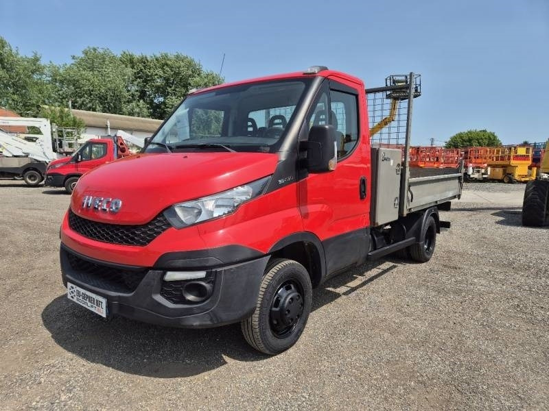 Iveco 35C13 - Tipper - Camión volquete: foto 3 Iveco 35C13 - Tipper - Camión volquete: foto 3