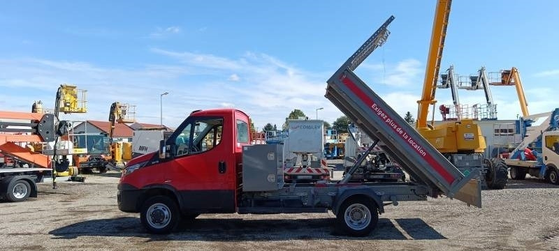 Iveco 35C13 - Tipper - Camión volquete: foto 2 Iveco 35C13 - Tipper - Camión volquete: foto 2
