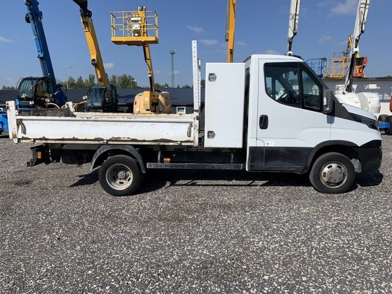 Iveco 35C13 - Tipper - Camión volquete: foto 5 Iveco 35C13 - Tipper - Camión volquete: foto 5